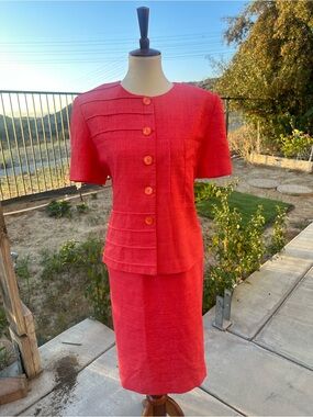 Leslie Fay Coral Short Sleeve Blazer and Skirt Set